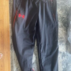 NWT! Under Armour Black Athletic joggers 6/7